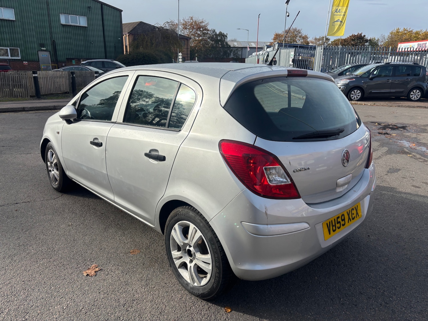 Used Vauxhall Corsa 2009 for sale - 76412285: Photo 3