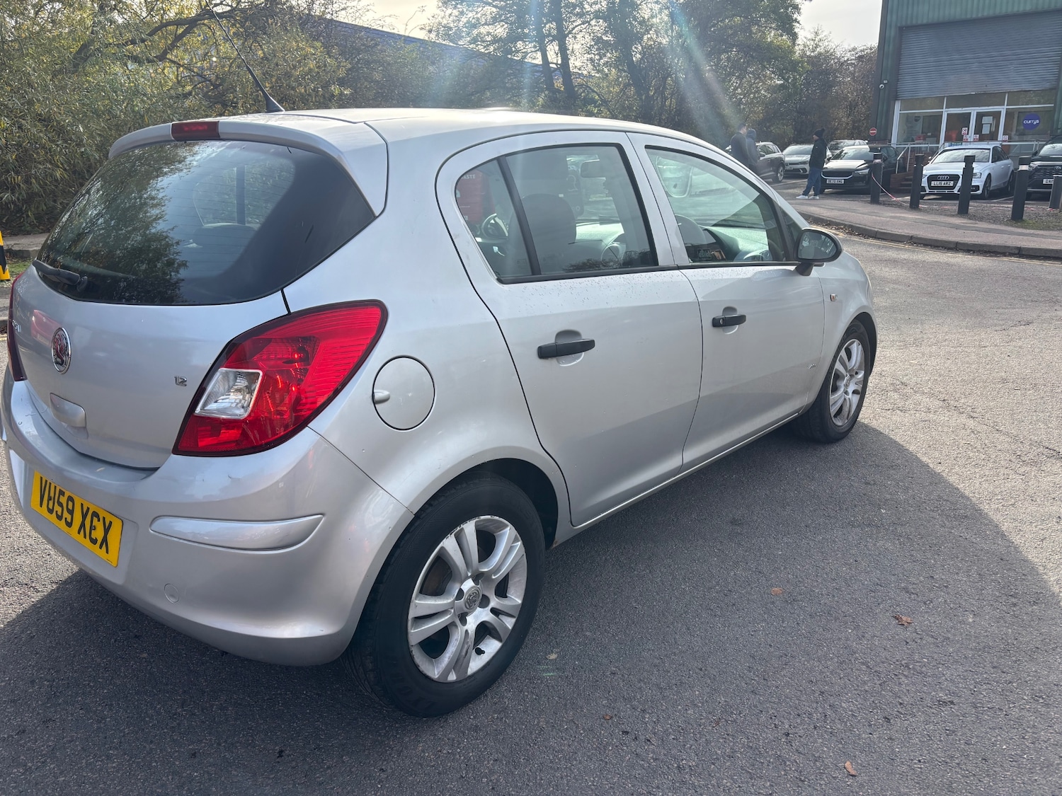 Used Vauxhall Corsa 2009 for sale - 76412285: Photo 5
