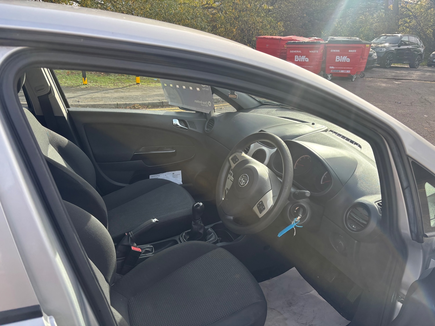 Used Vauxhall Corsa 2009 for sale - 76412285: Photo 9