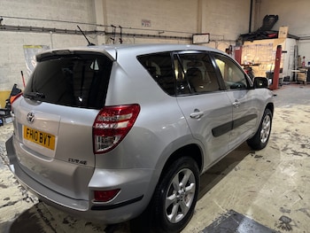 Used Toyota RAV4 2010 for sale - 76767418: Photo