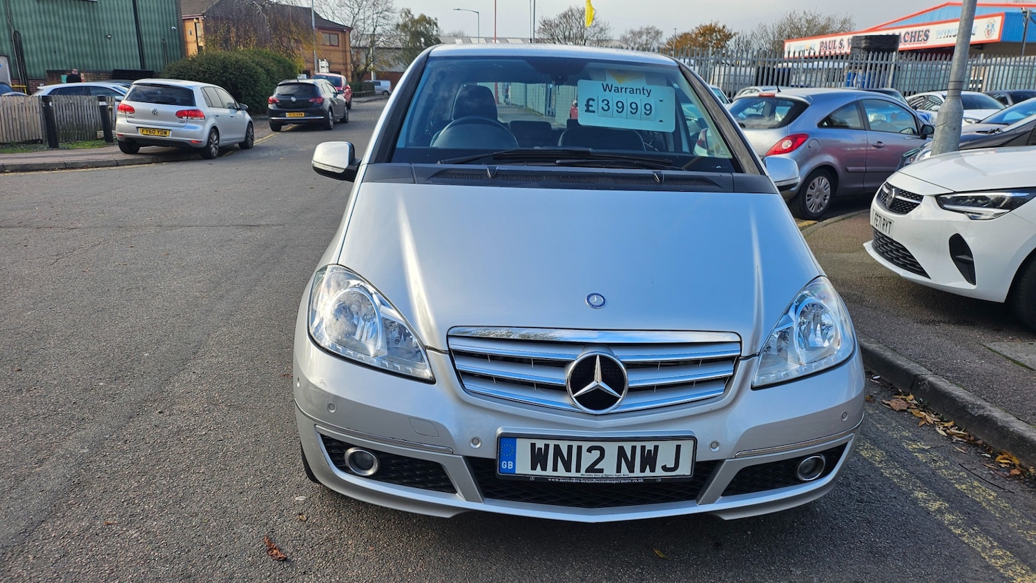 Used Mercedes-Benz A-Class 2012 for sale - 76532541: Photo 2
