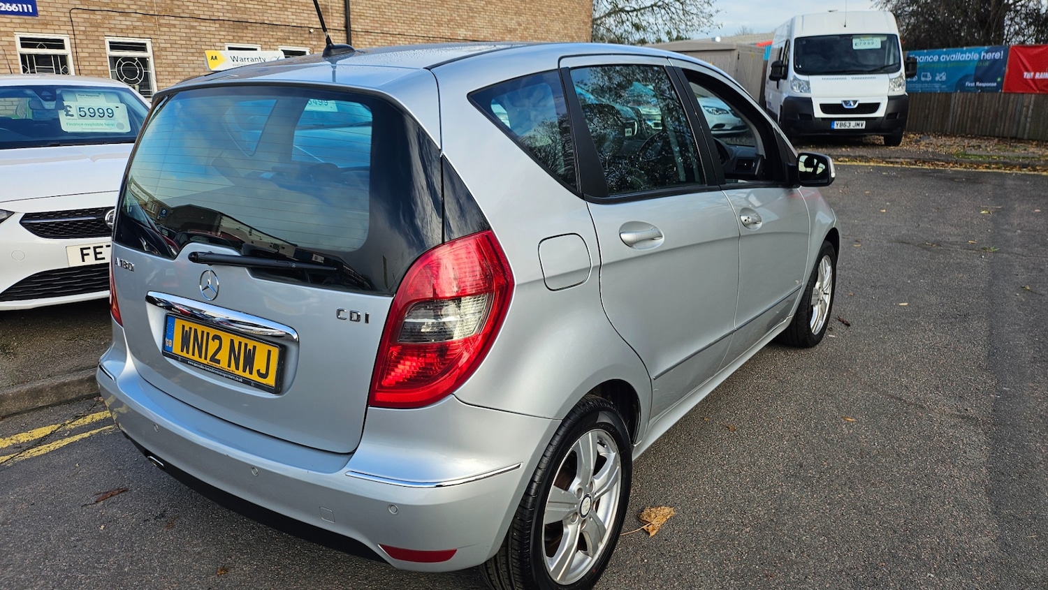 Used Mercedes-Benz A-Class 2012 for sale - 76532541: Photo 5