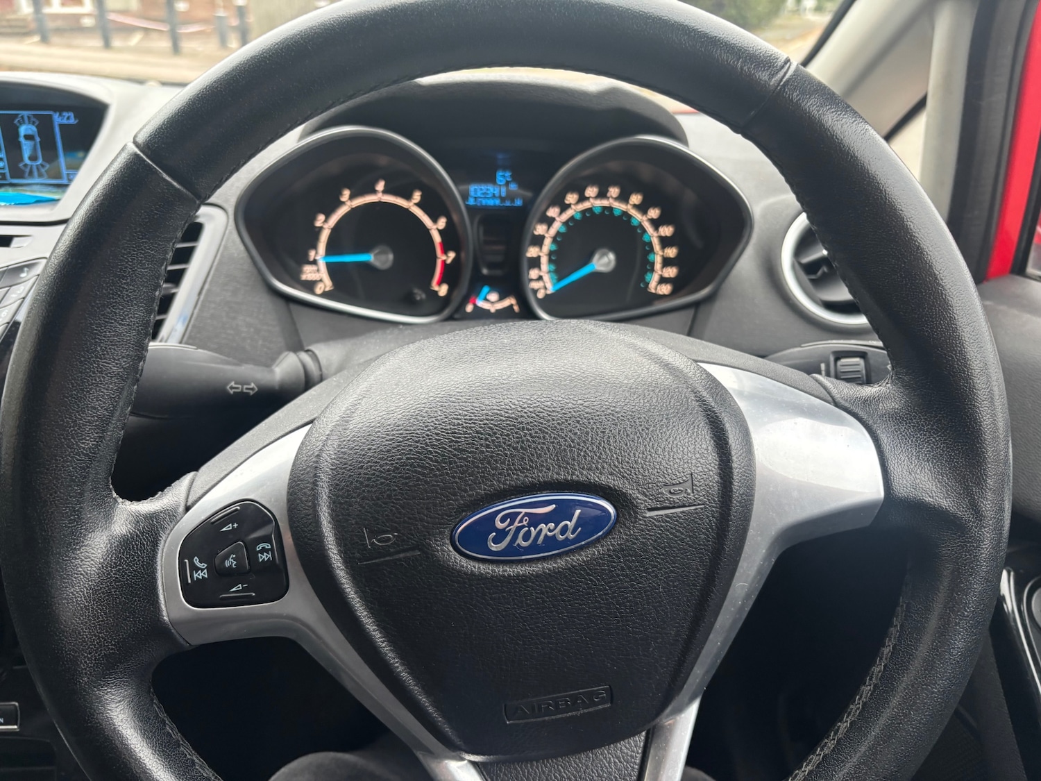 Used Ford Fiesta 2013 for sale - 76598376: Photo 10