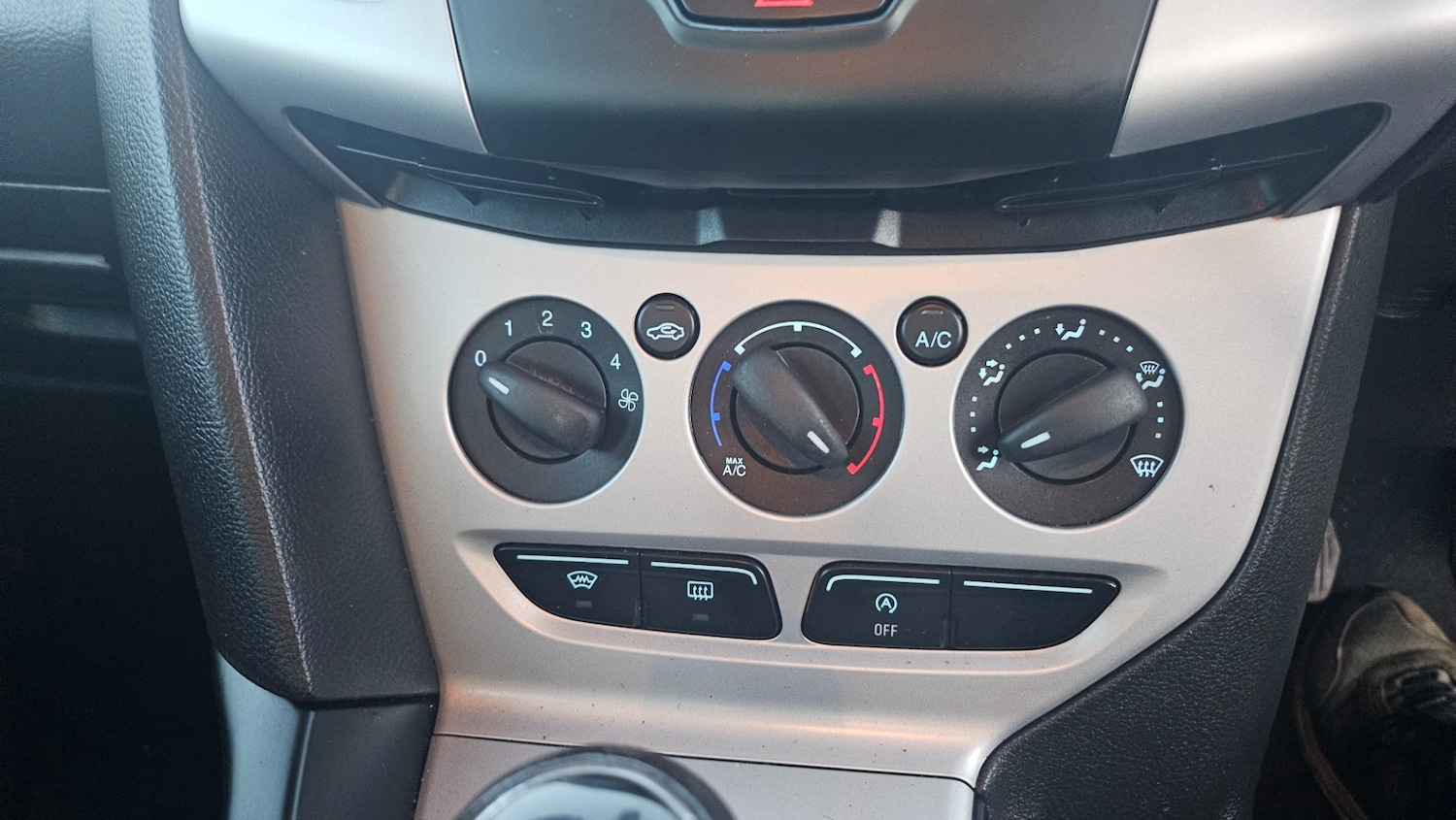 Used Ford Focus 2014 for sale - 76402009: Photo 12