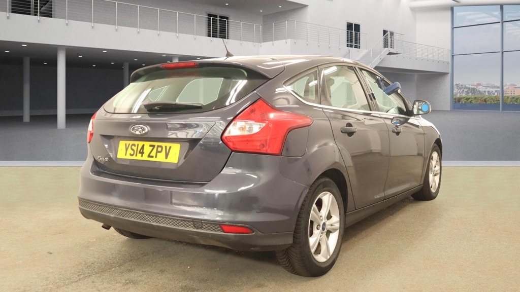 Used Ford Focus 2014 for sale - 76402009: Photo 4