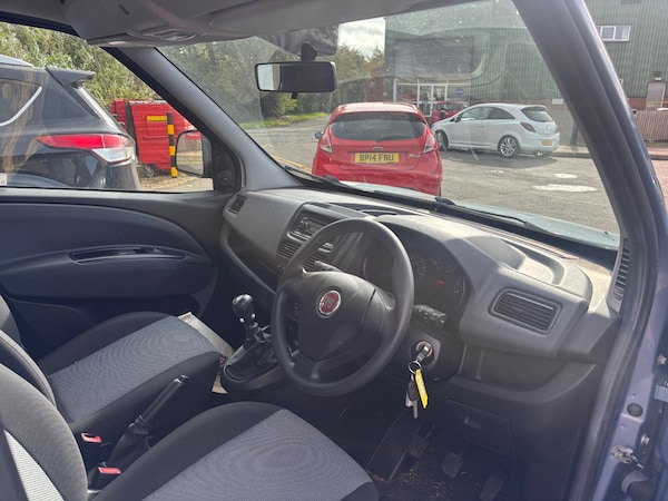 Used Fiat Doblo 2017 for sale - 76171680: Photo 12