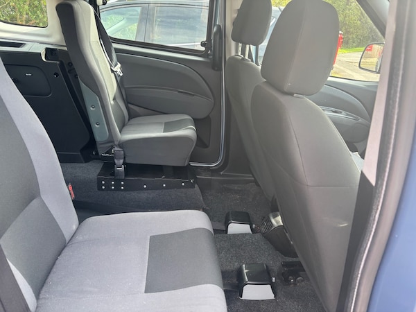 Used Fiat Doblo 2017 for sale - 76171680: Photo 15