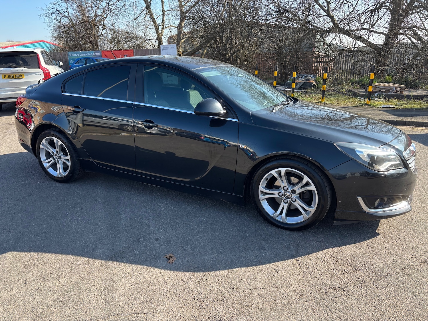 Used Vauxhall Insignia 2014 for sale - 77766573: Photo 2