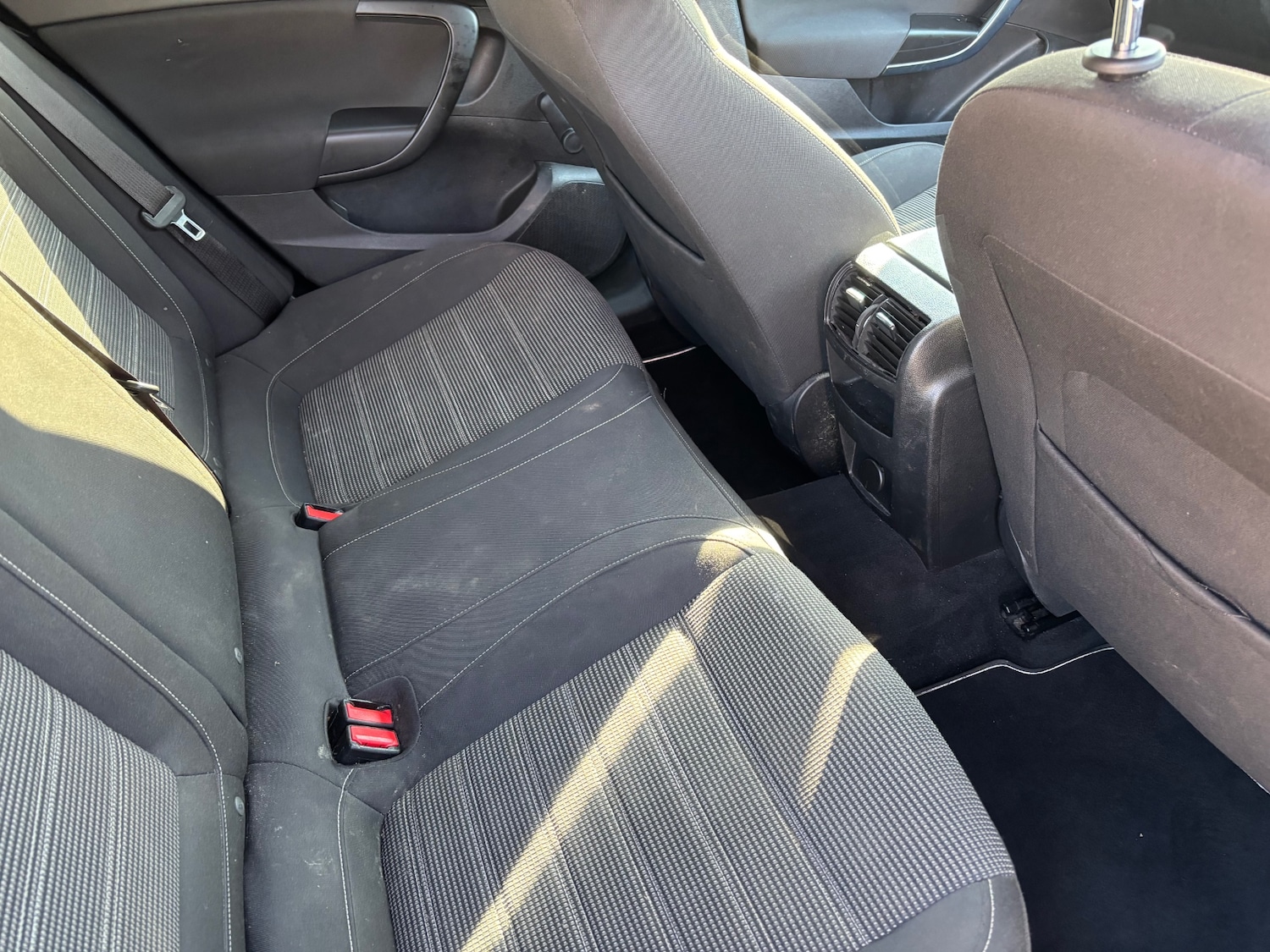 Used Vauxhall Insignia 2014 for sale - 77766573: Photo 8