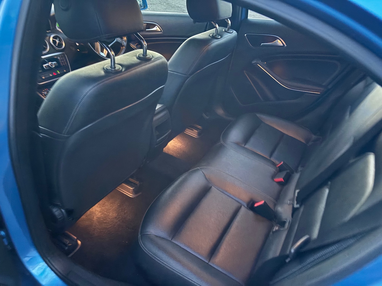 Used Mercedes-Benz A-Class 2015 for sale - 76879373: Photo 4