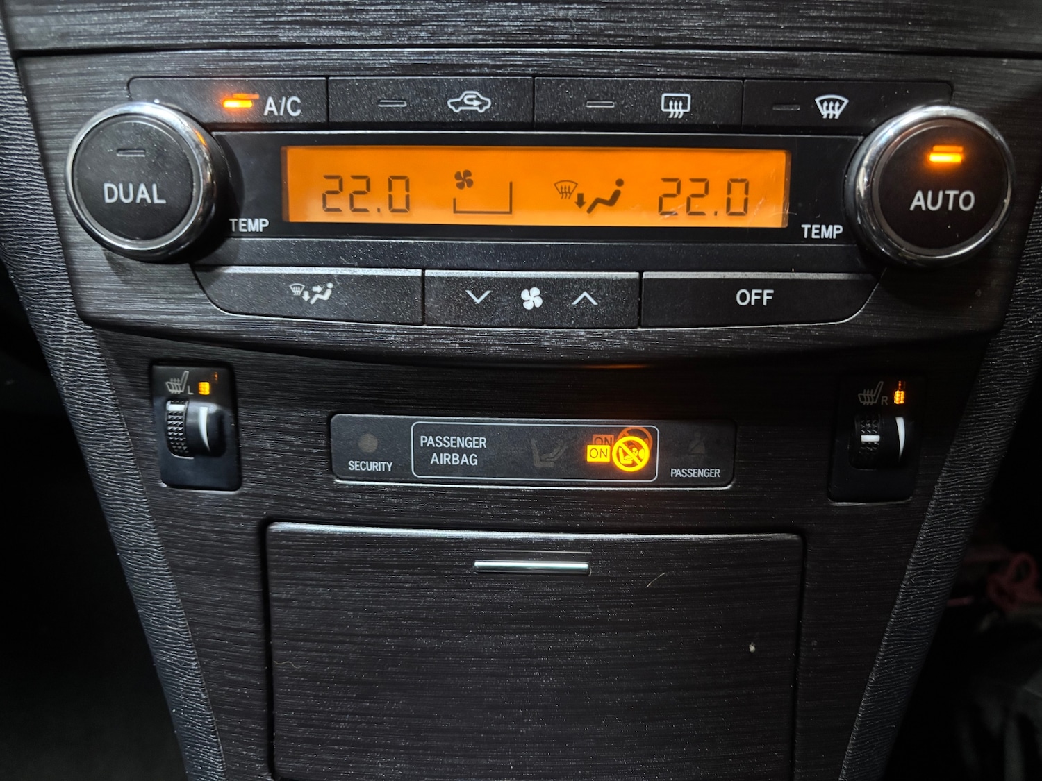 Used Toyota Avensis 2009 for sale - 77896113: Photo 11