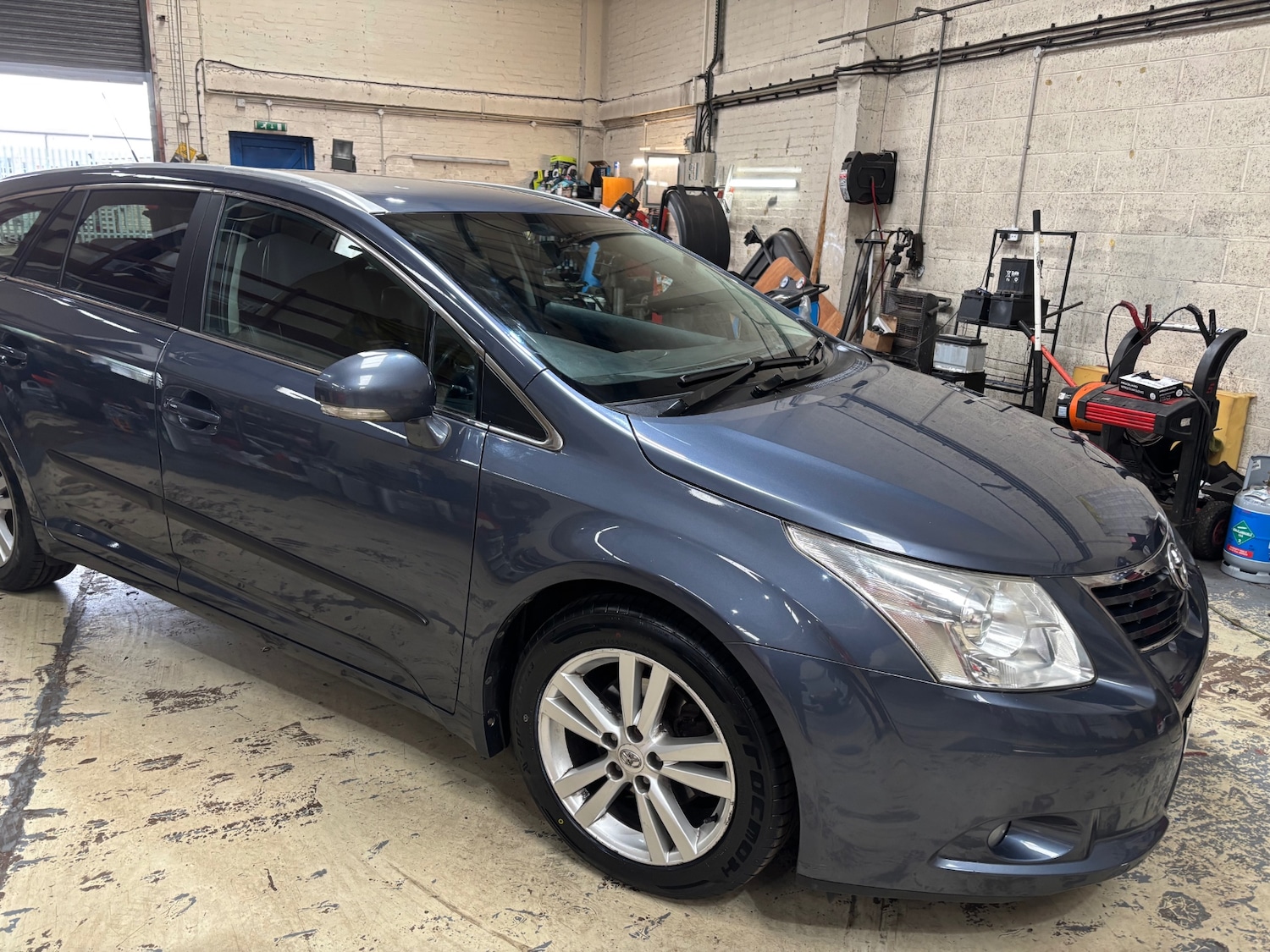 Used Toyota Avensis 2009 for sale - 77896113: Photo 16