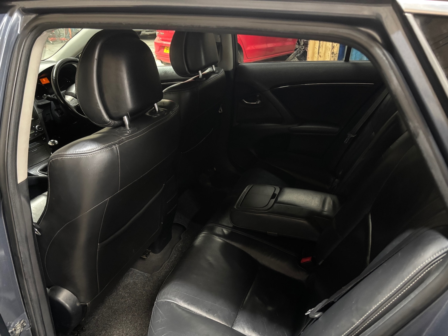 Used Toyota Avensis 2009 for sale - 77896113: Photo 18