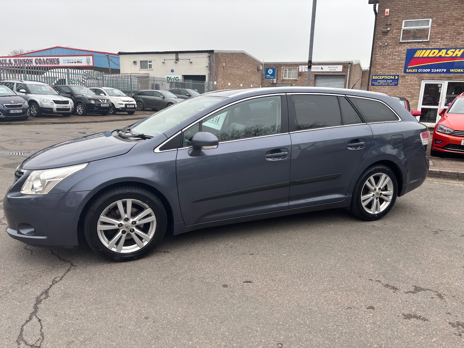 Used Toyota Avensis 2009 for sale - 77896113: Photo 2