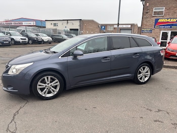 Used Toyota Avensis 2009 for sale - 77896113: Photo