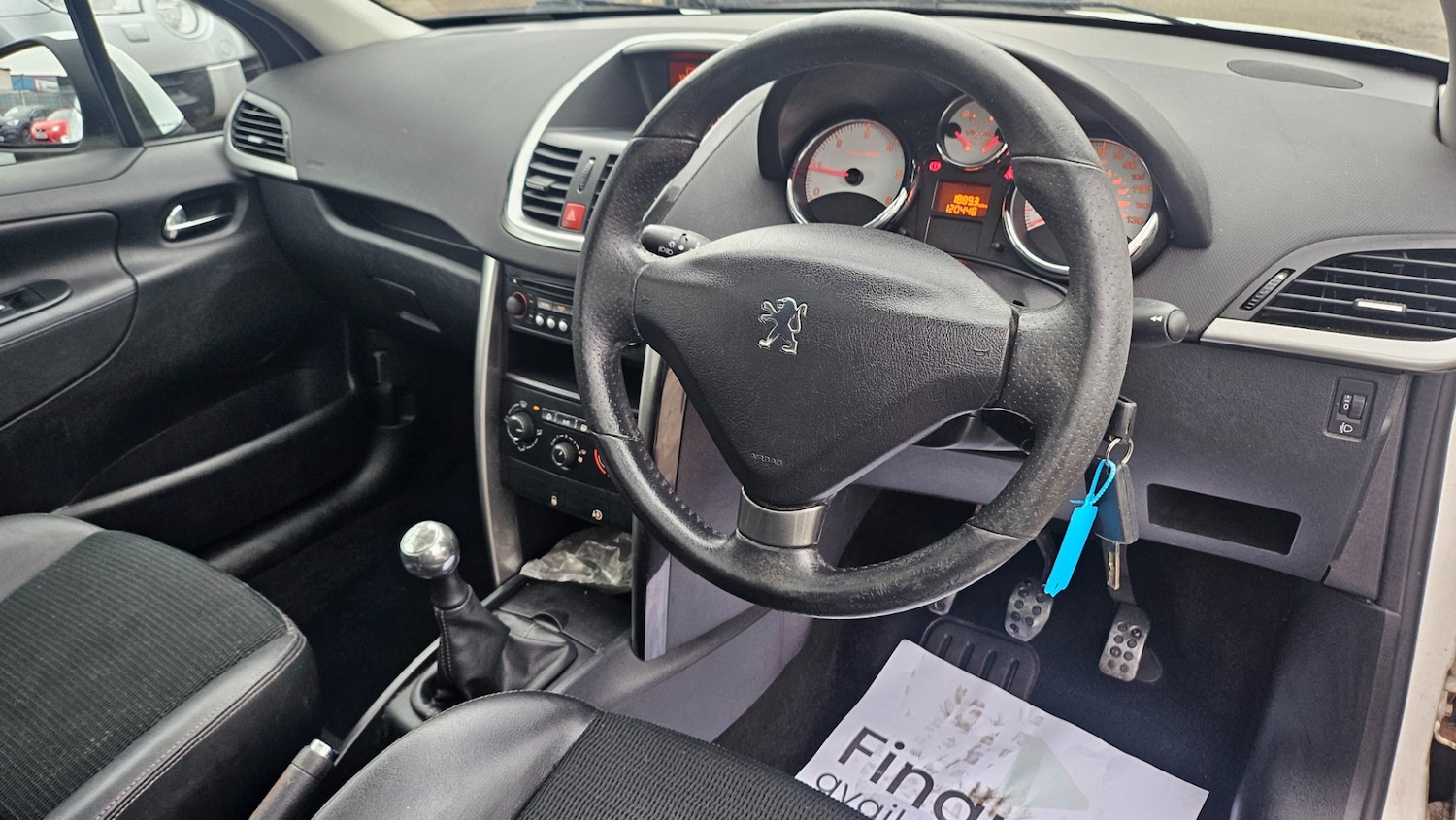 Used Peugeot 207 2011 for sale - 77529842: Photo 10