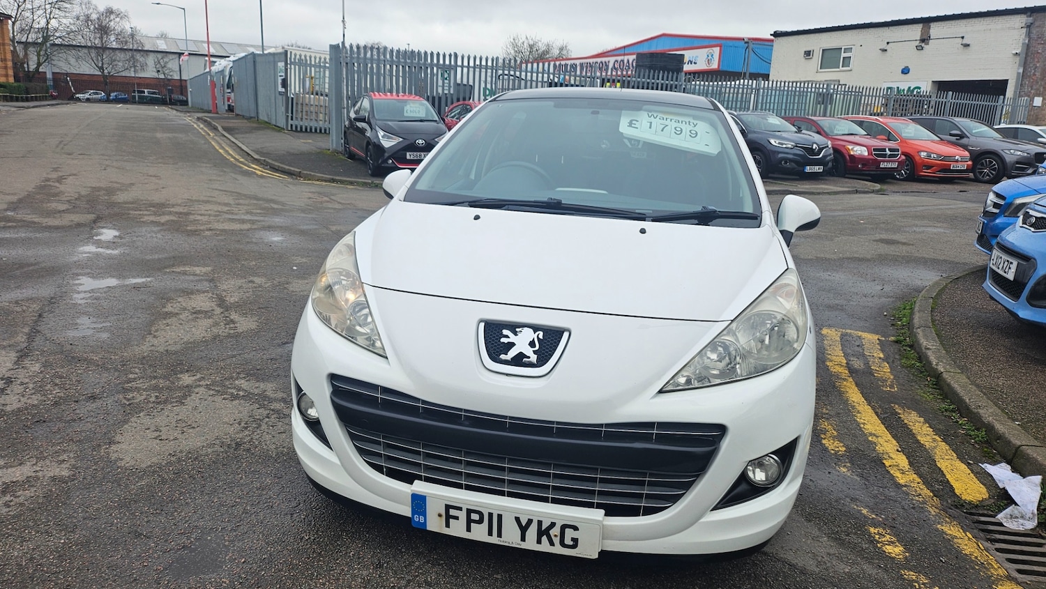Used Peugeot 207 2011 for sale - 77529842: Photo 2