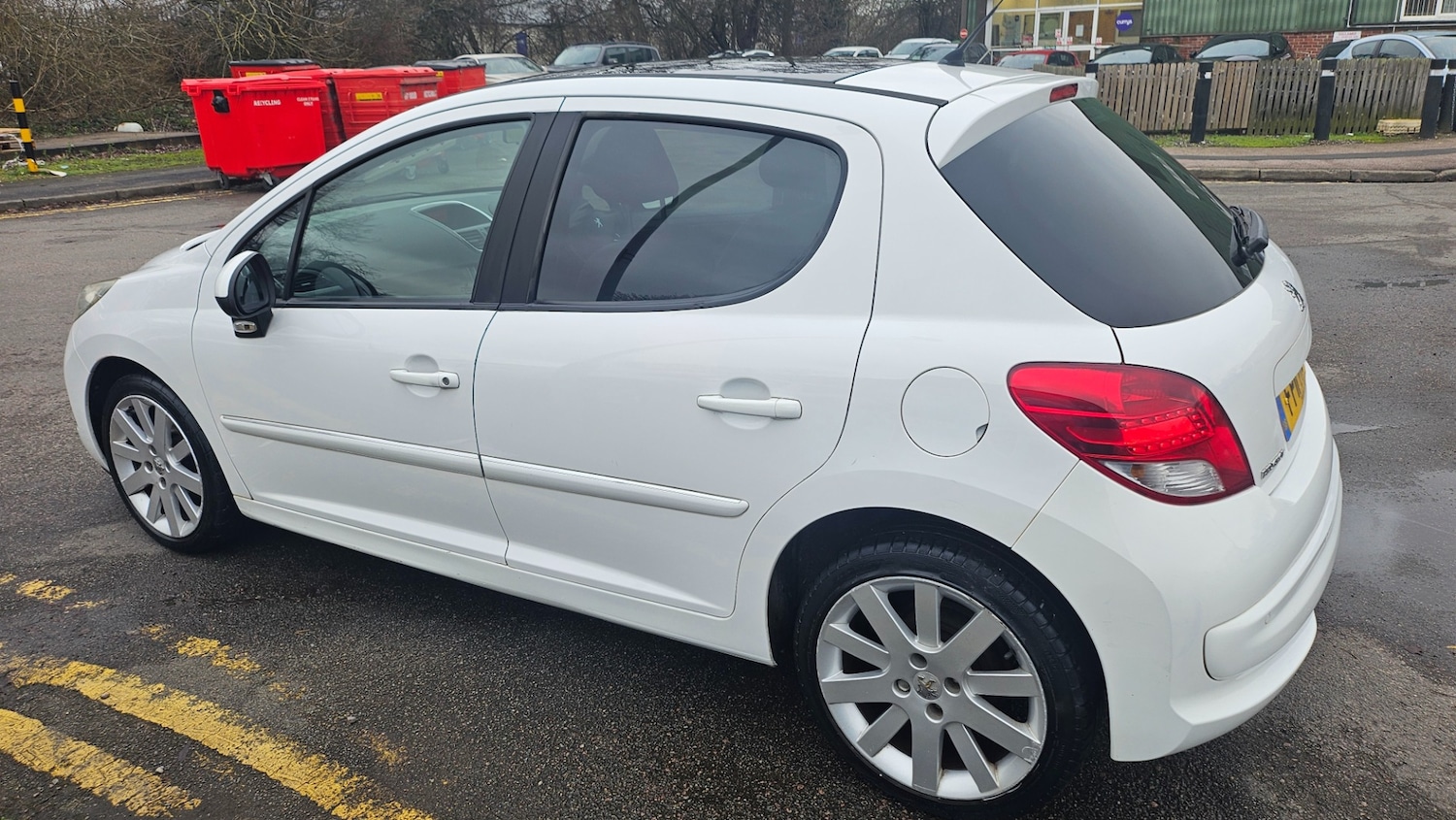 Used Peugeot 207 2011 for sale - 77529842: Photo 4