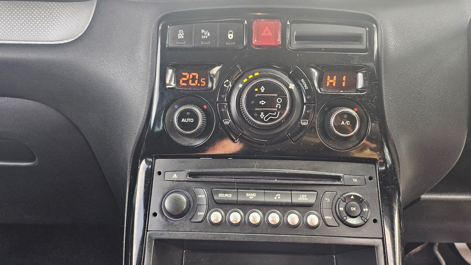 Used Citroen C3 Picasso 2015 for sale - 75957186: Photo 12