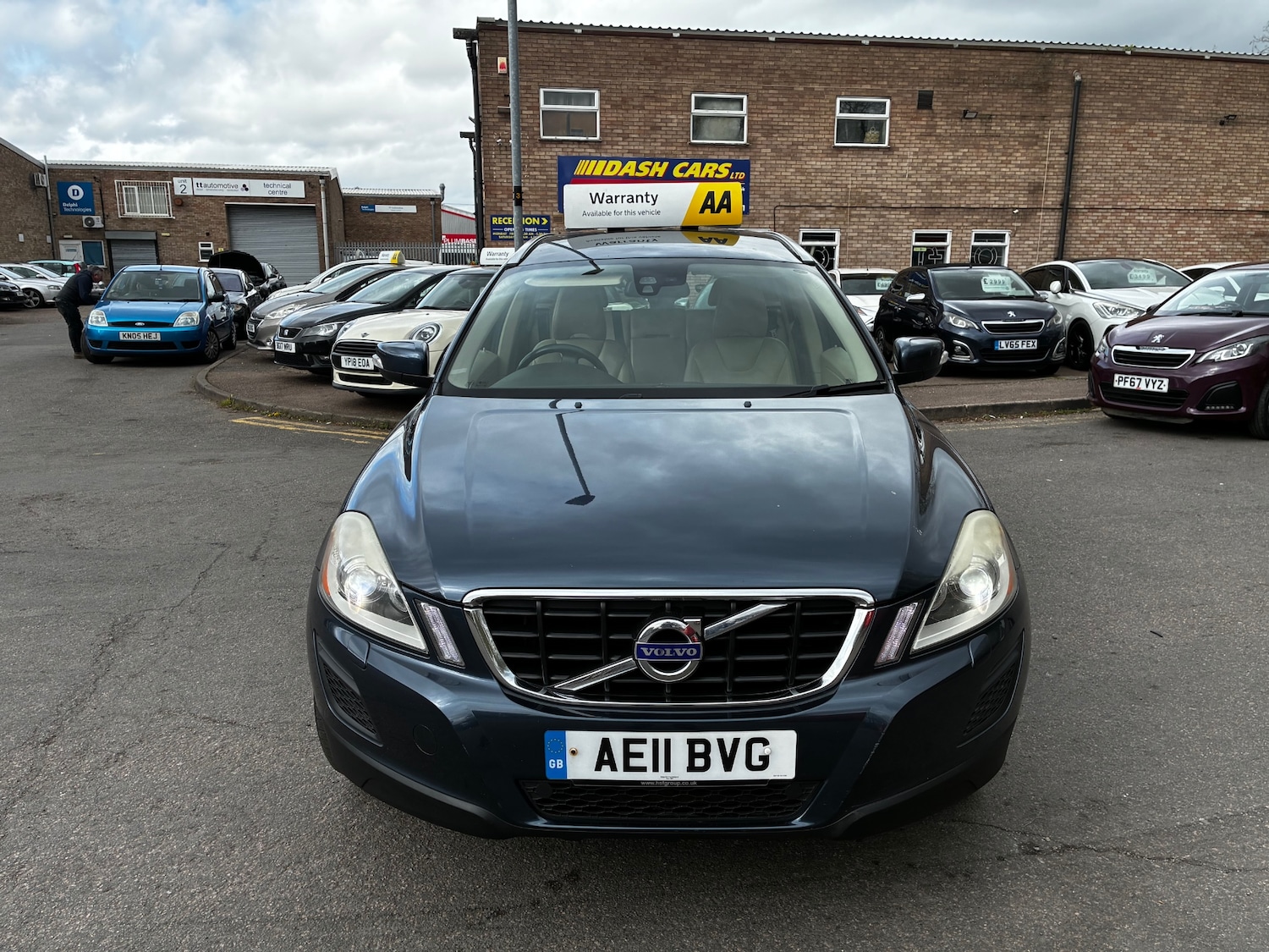 Used Volvo XC60 2011 for sale - 78122818: Photo 4