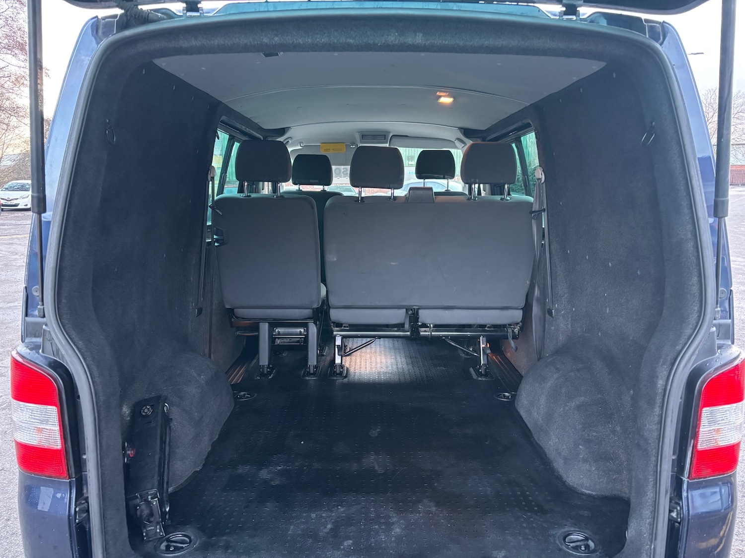 Used Volkswagen Transporter 2013 for sale - 76853584: Photo 11