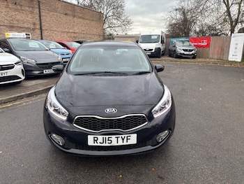 Used Kia Ceed 2015 for sale - 76679905: Photo