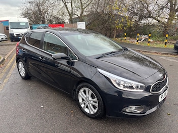Used Kia Ceed 2015 for sale - 76679905: Photo