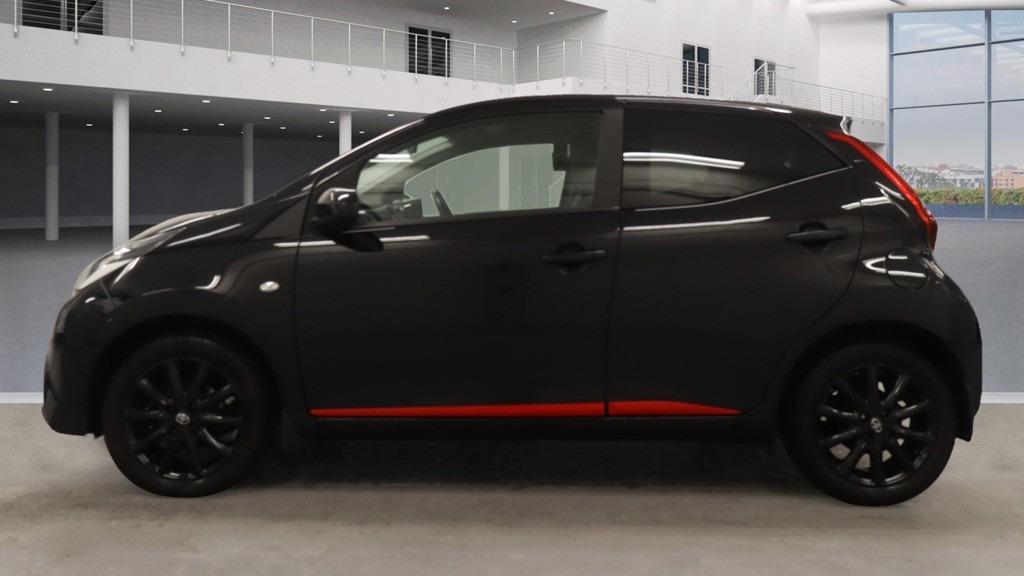 Used Toyota AYGO 2019 for sale - 76553708: Photo 6