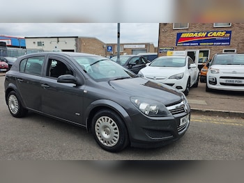 Used Vauxhall Astra undefined for sale - 76078871: Photo