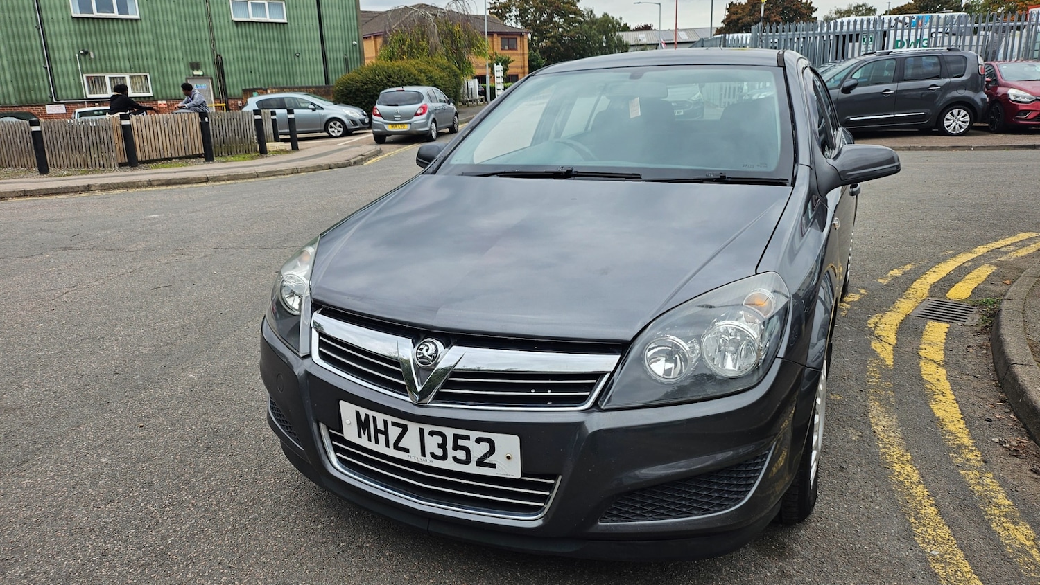 Used Vauxhall Astra 2009 for sale - 76078871: Photo 3