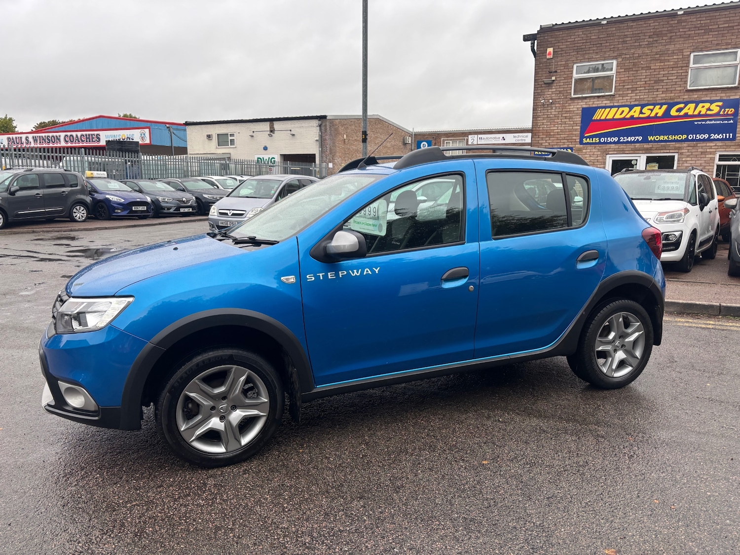 Used Dacia Sandero Stepway 2018 for sale - 76156690: Photo 2