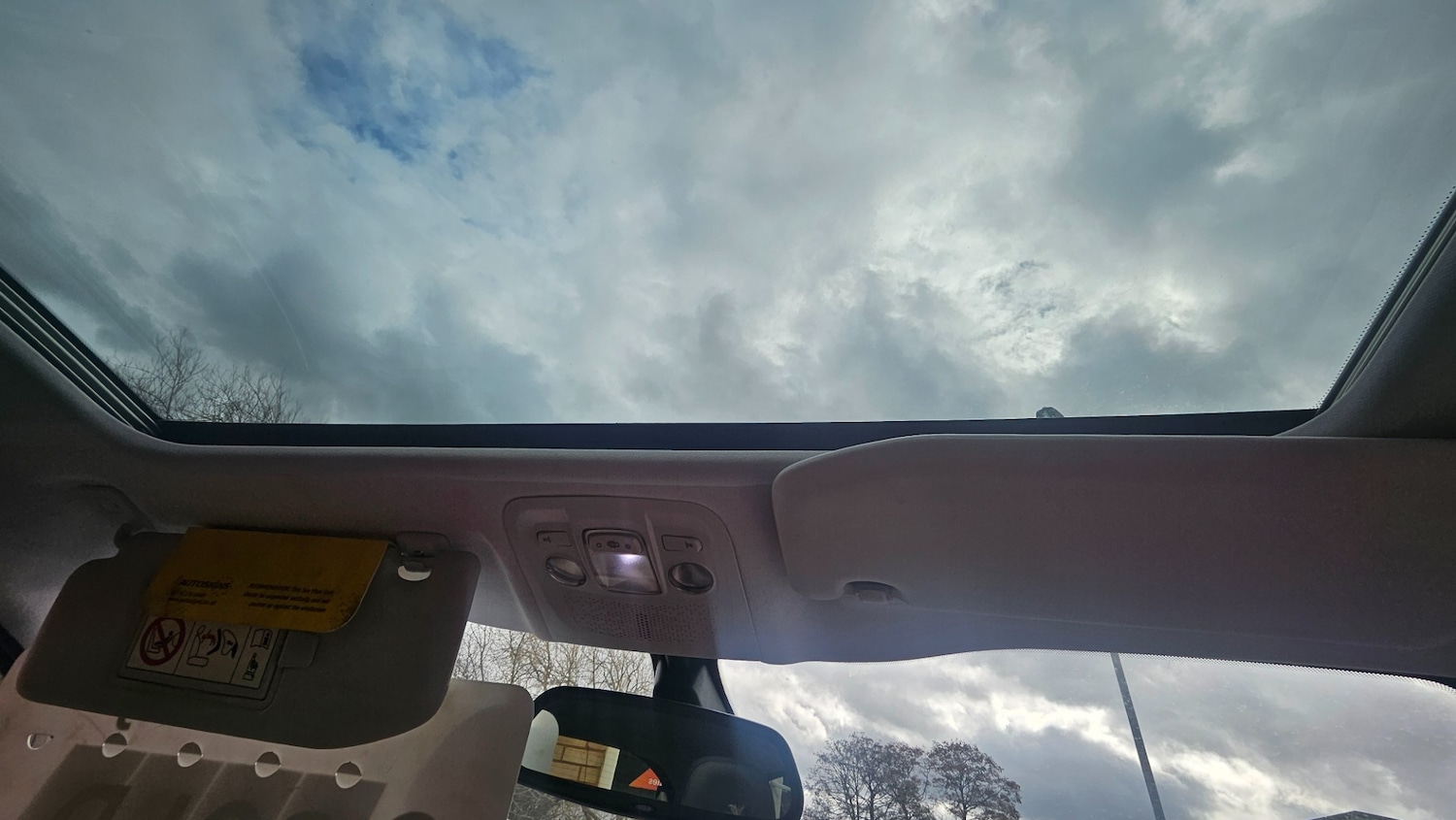 Used Peugeot 208 2015 for sale - 77814944: Photo 12