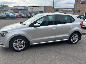 Used Volkswagen Polo 2016 for sale - 79051213: Photo