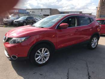 Used Nissan Qashqai 2015 for sale - 74900073: Photo