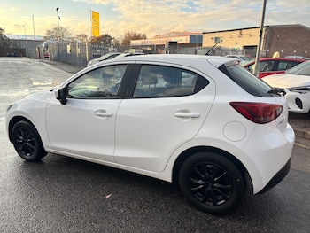 Used Mazda Mazda2 2019 for sale - 76508131: Photo