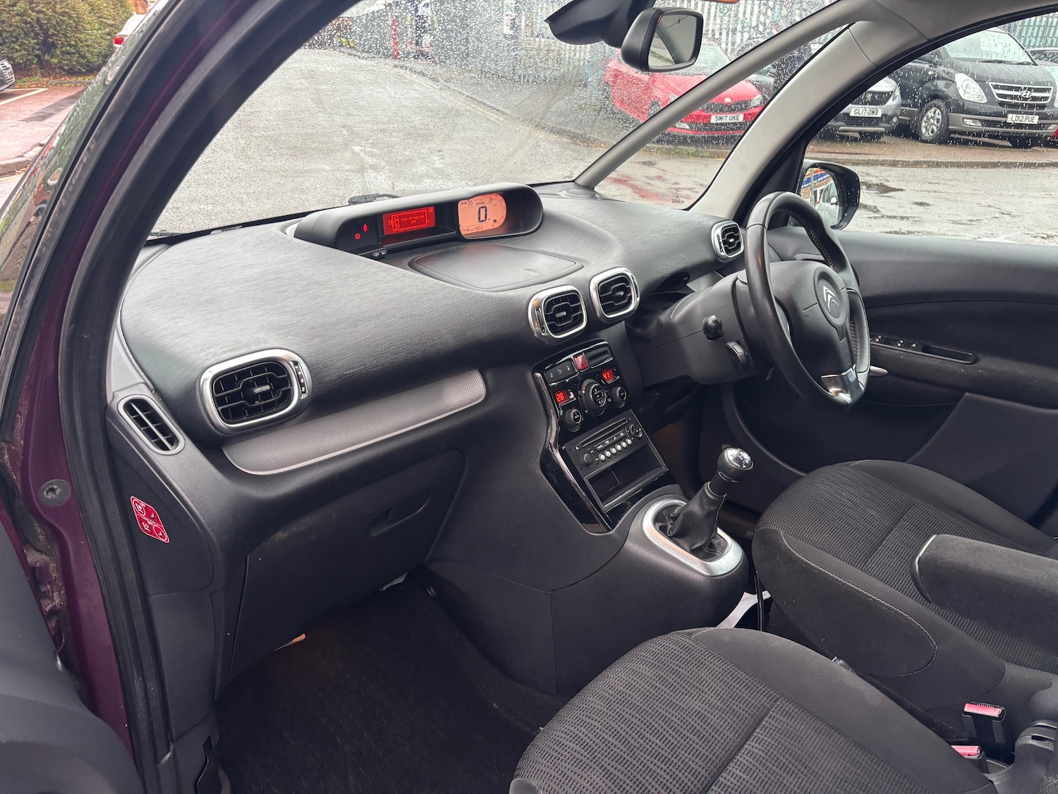 Used Citroen C3 Picasso 2015 for sale - 76882051: Photo 10