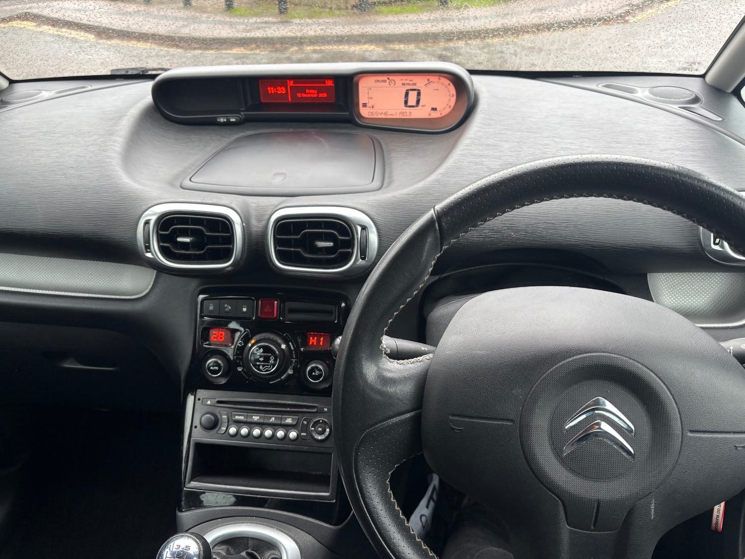 Used Citroen C3 Picasso 2015 for sale - 76882051: Photo 11