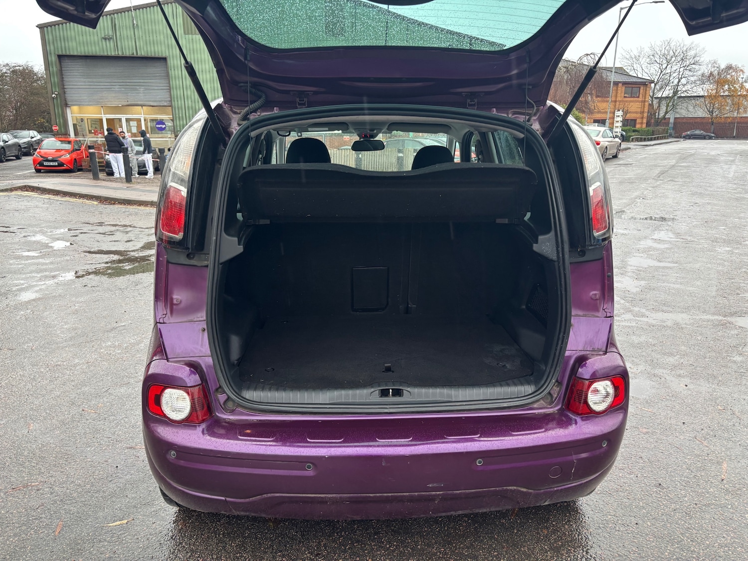 Used Citroen C3 Picasso 2015 for sale - 76882051: Photo 8