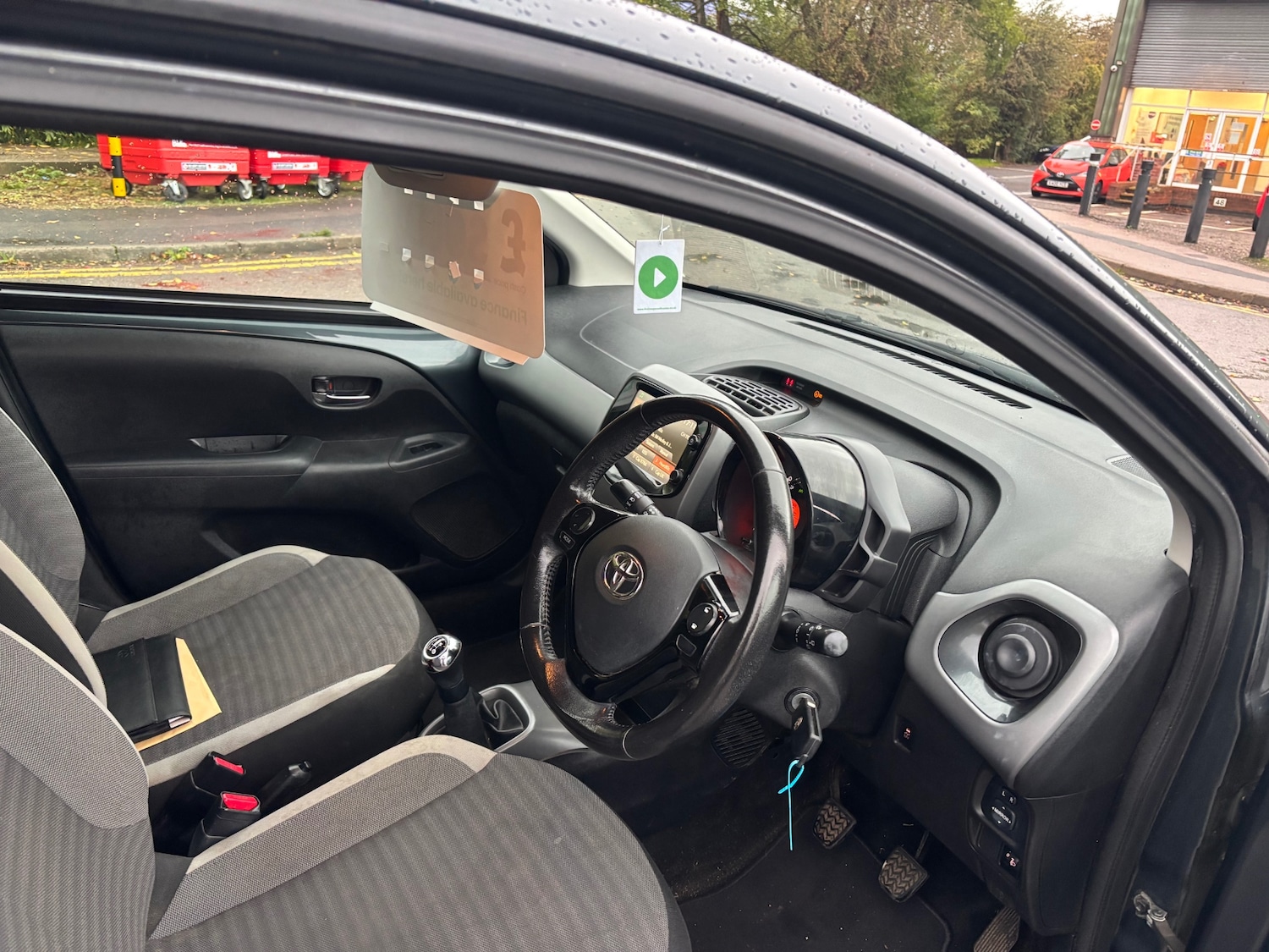 Used Toyota AYGO 2018 for sale - 76156568: Photo 10