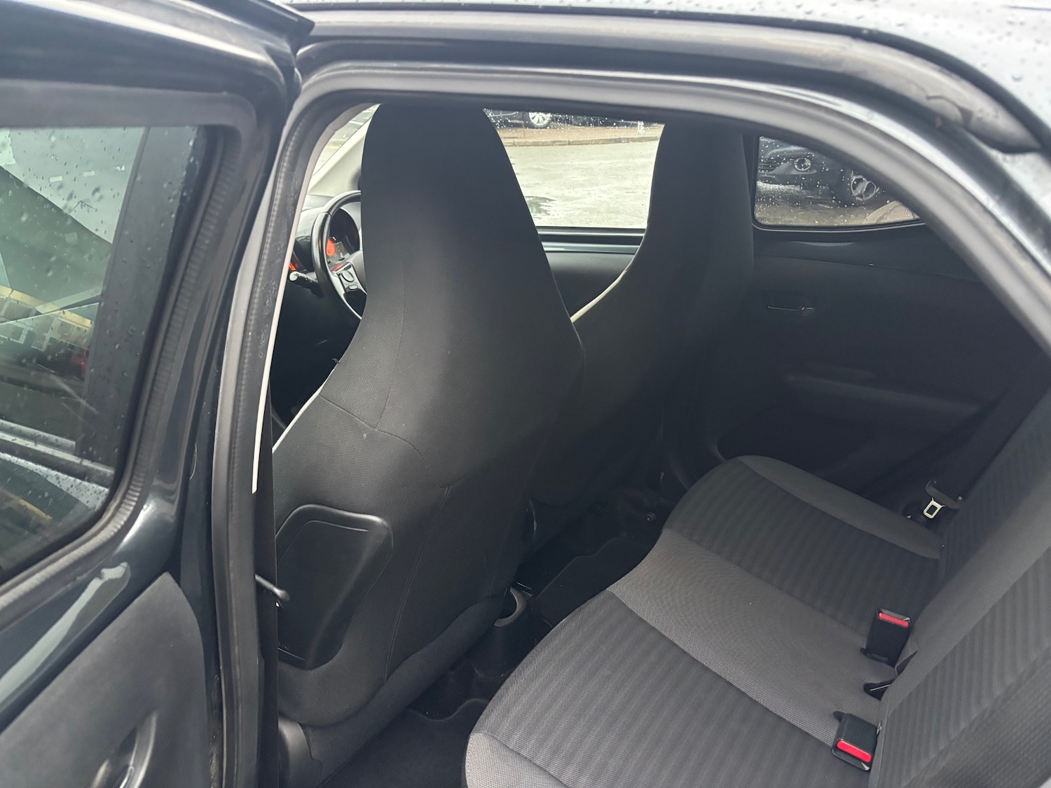 Used Toyota AYGO 2018 for sale - 76156568: Photo 5