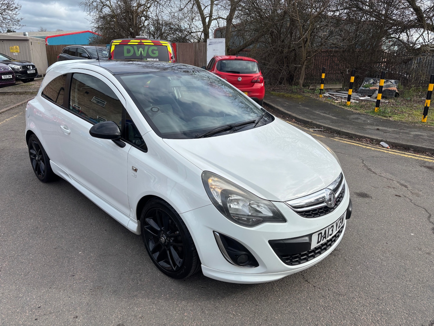 Used Vauxhall Corsa 2013 for sale - 77650324: Photo 3
