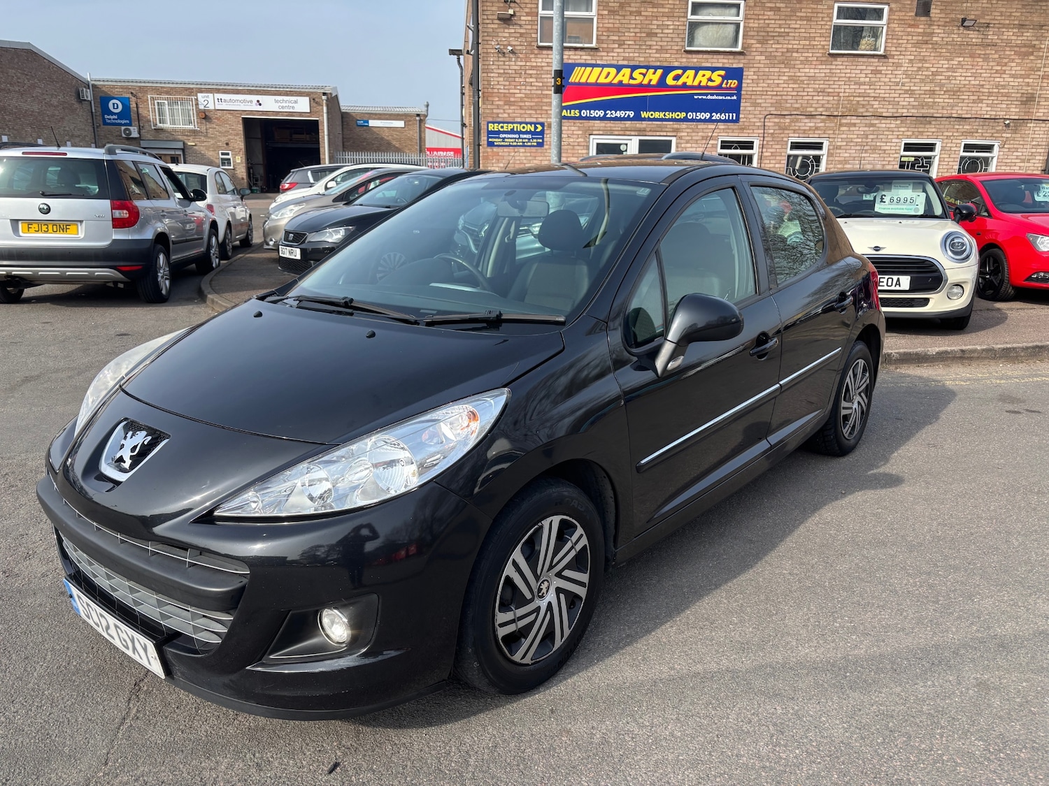 Used Peugeot 207 2012 for sale - 77968911: Photo 3
