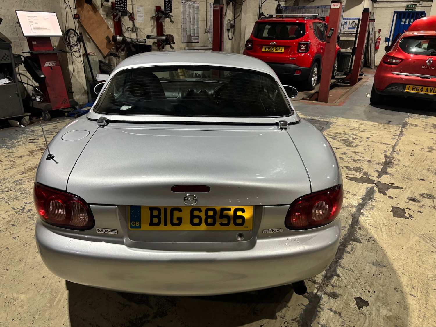 Used Mazda MX-5 2001 for sale - 76835947: Photo 7
