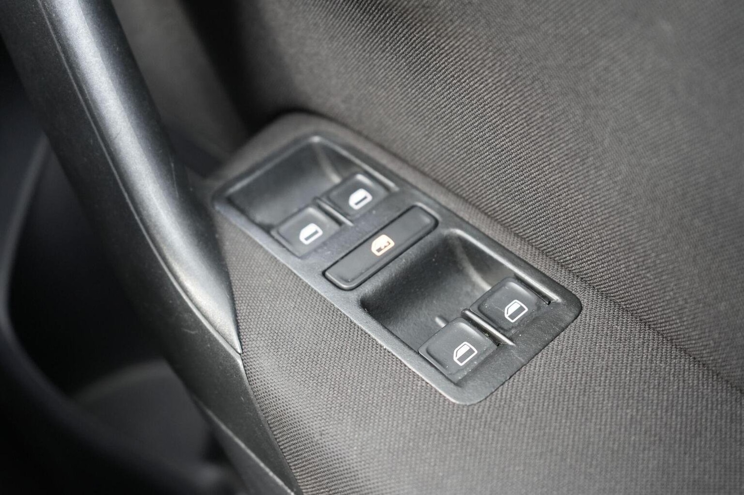 Used Volkswagen Polo 2015 for sale - 76963400: Photo 22