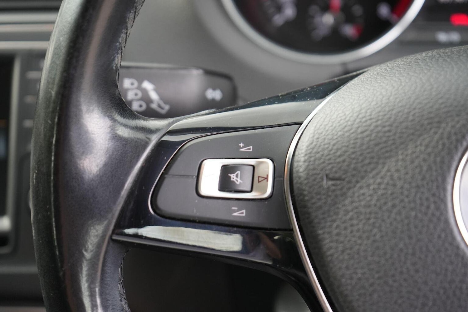 Used Volkswagen Polo 2015 for sale - 76963400: Photo 25