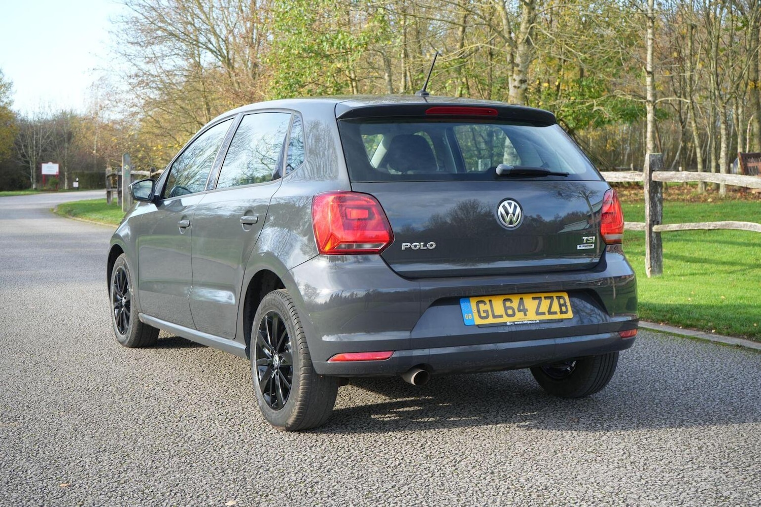 Used Volkswagen Polo 2015 for sale - 76963400: Photo 7