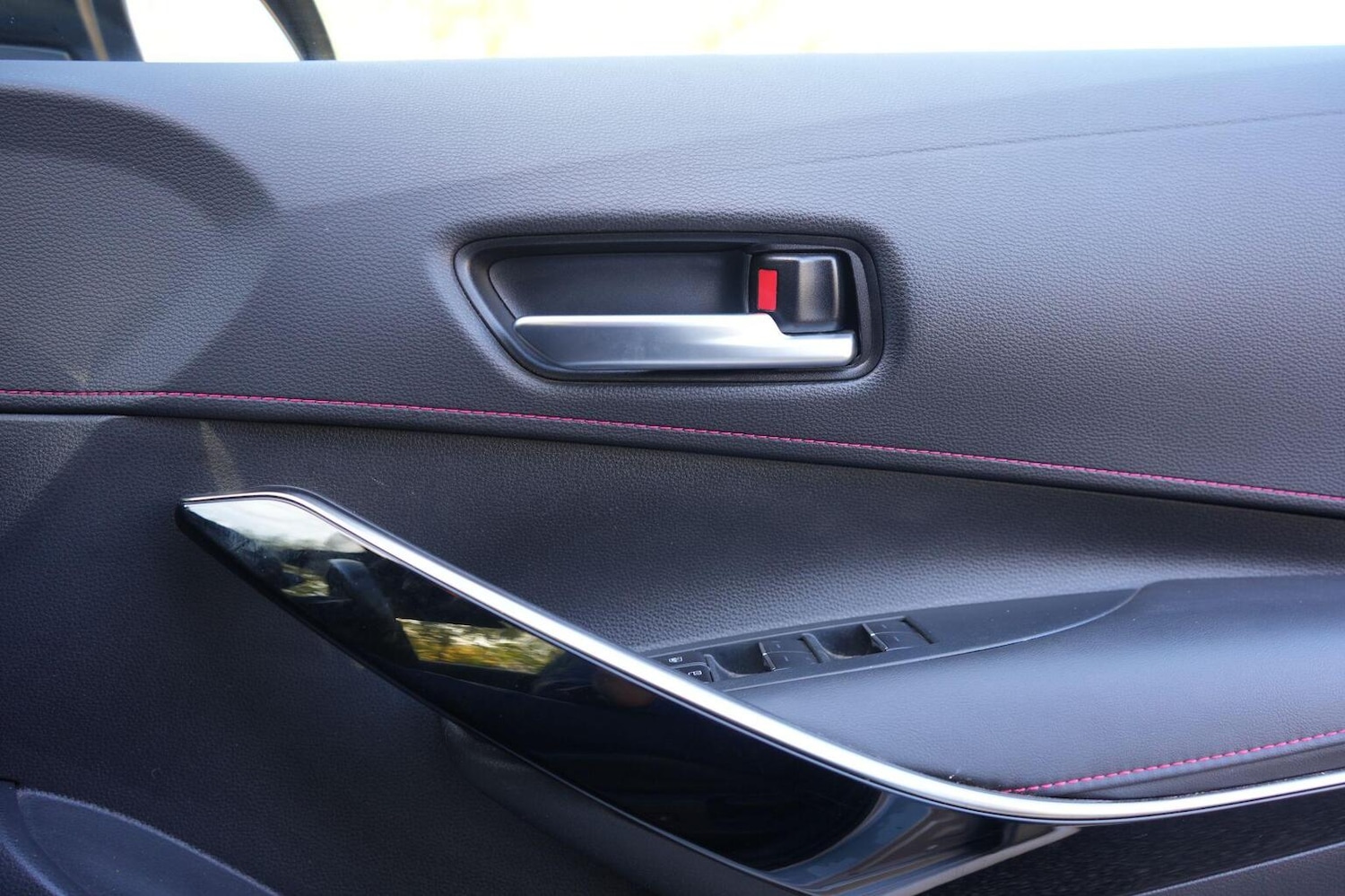 Used Toyota Corolla 2019 for sale - 76963340: Photo 28