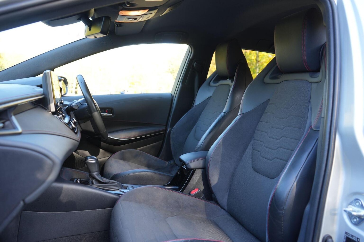 Used Toyota Corolla 2019 for sale - 76963340: Photo 36