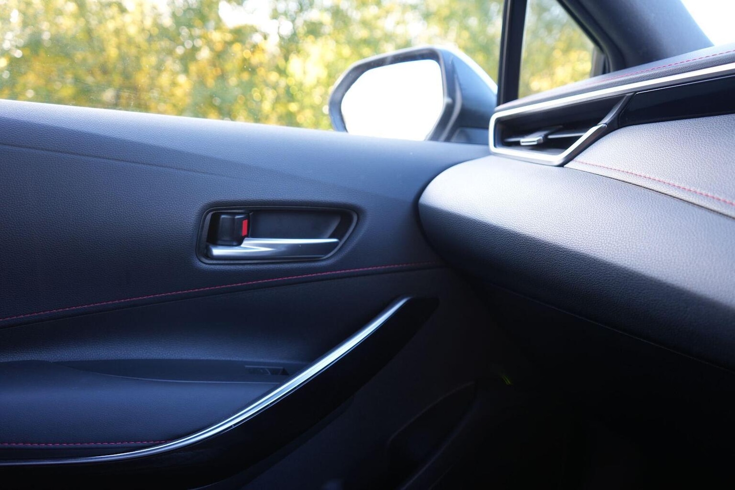 Used Toyota Corolla 2019 for sale - 76963340: Photo 42