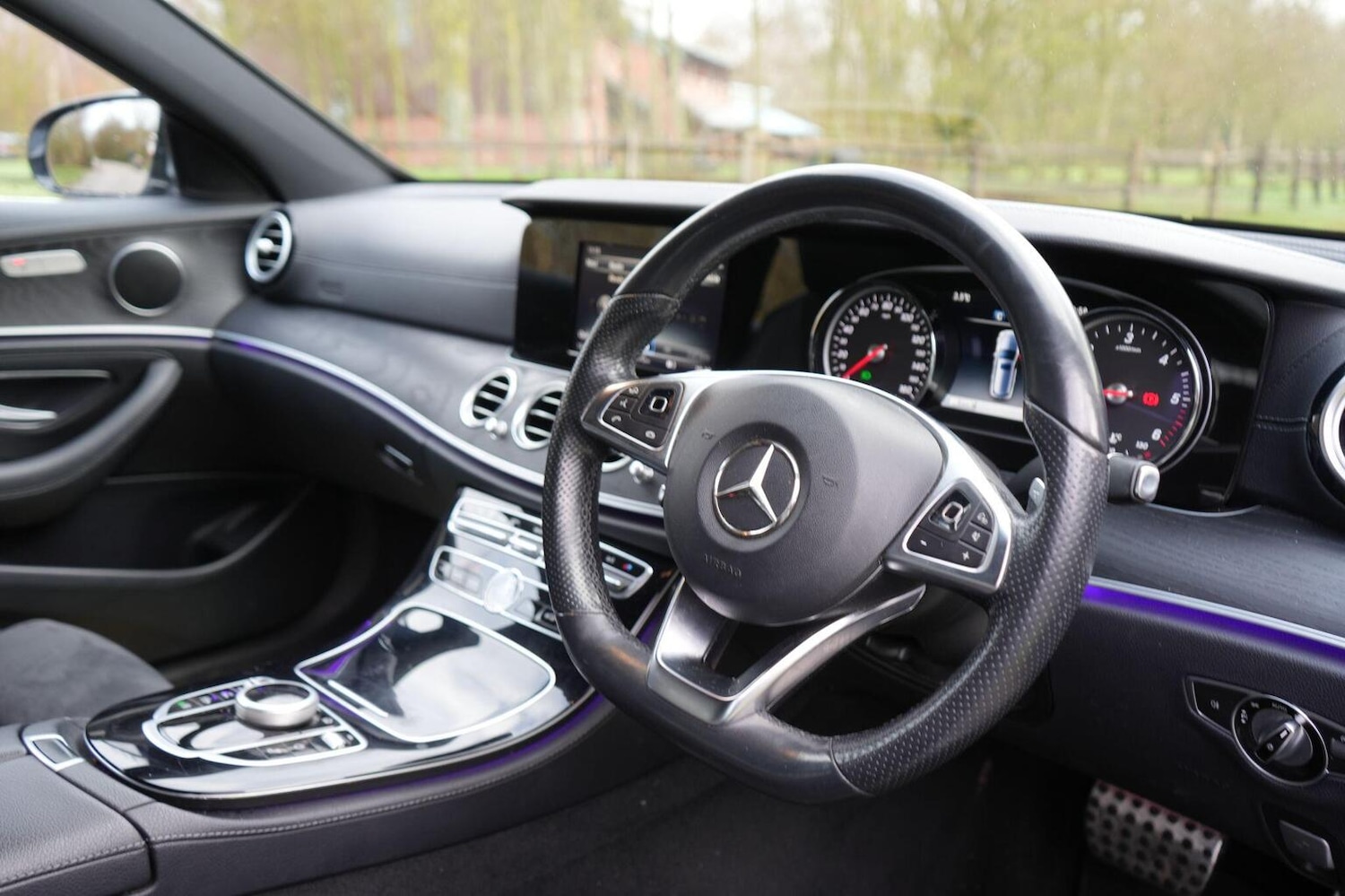 Used Mercedes-Benz E Class 2017 for sale - 77363619: Photo 10